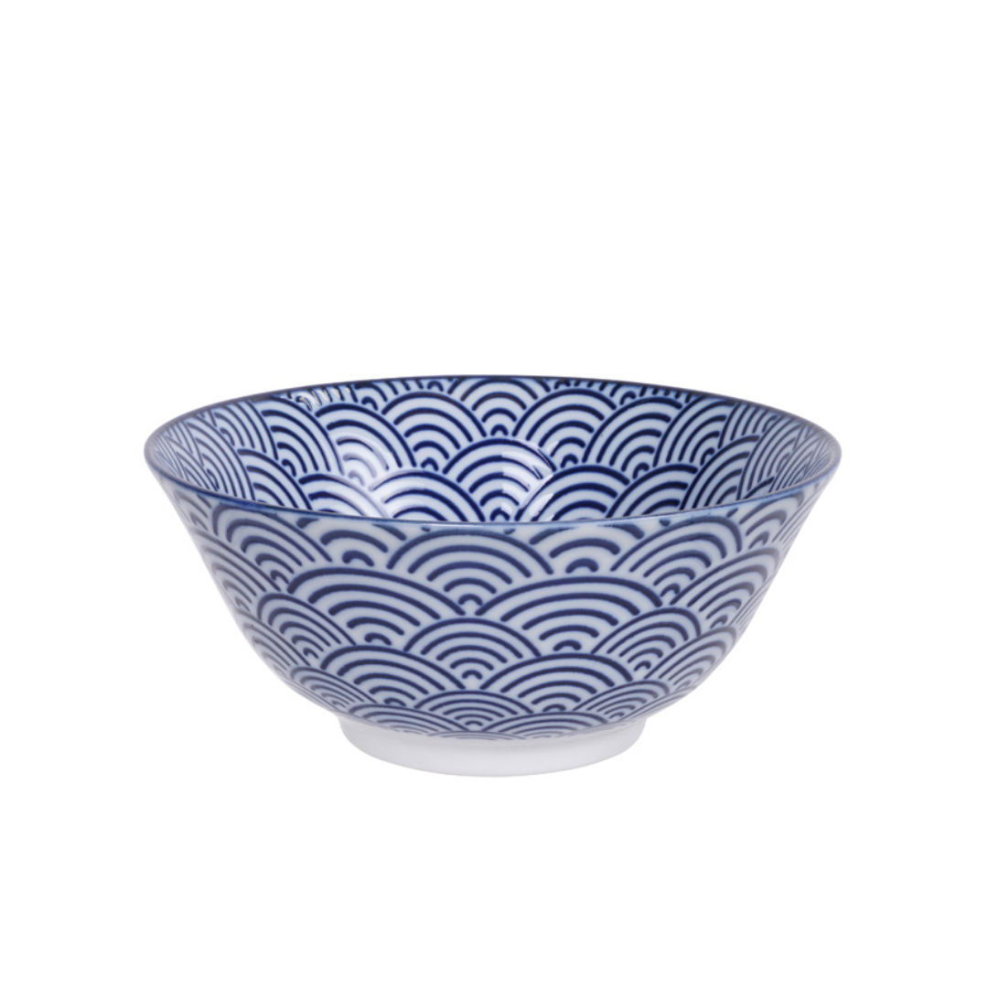 Se Tokyo Design Studio Nippon Blue Tayo Wave Skål 15,2 x 6,7 cm. 500 ml hos Veras Verden